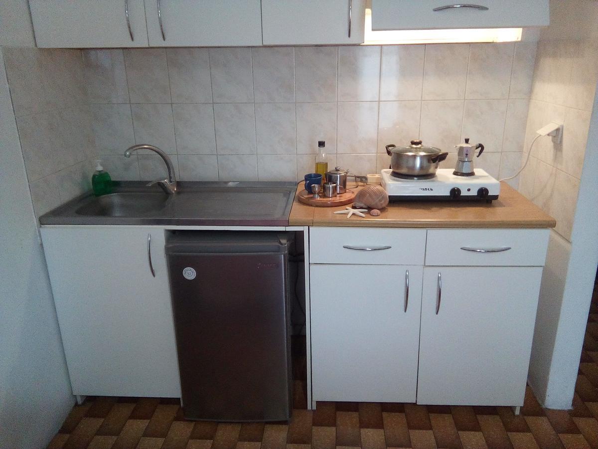 Bissias Guest House Galatás Dış mekan fotoğraf
